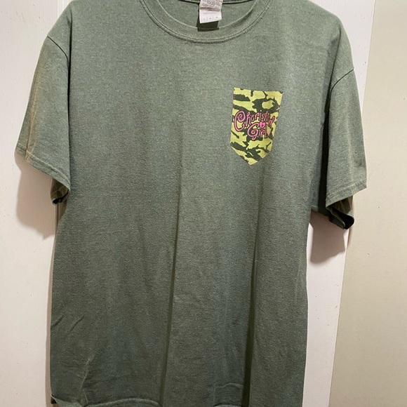 cute olive green t-shirt - Picture 1 of 6